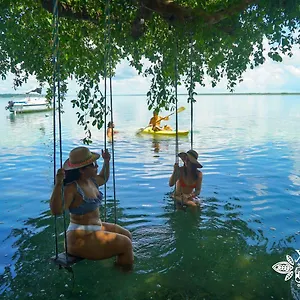 Xo Laguna 4*, Bacalar México
